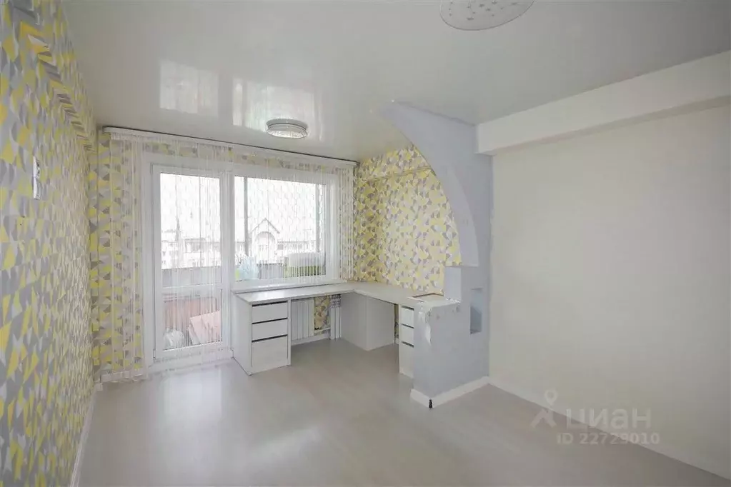 3-к кв. Иркутская область, Ангарск 15-й мкр, 2В (65.0 м) - Фото 0