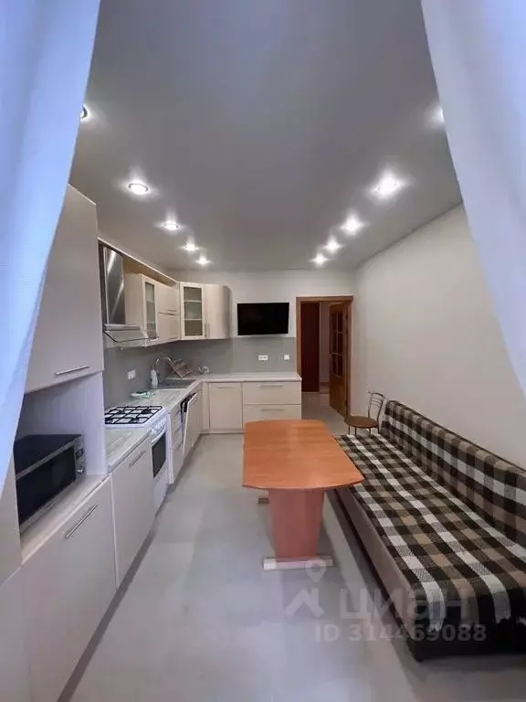 1-к кв. Татарстан, Казань Чистопольская ул., 74 (46.0 м) - Фото 1
