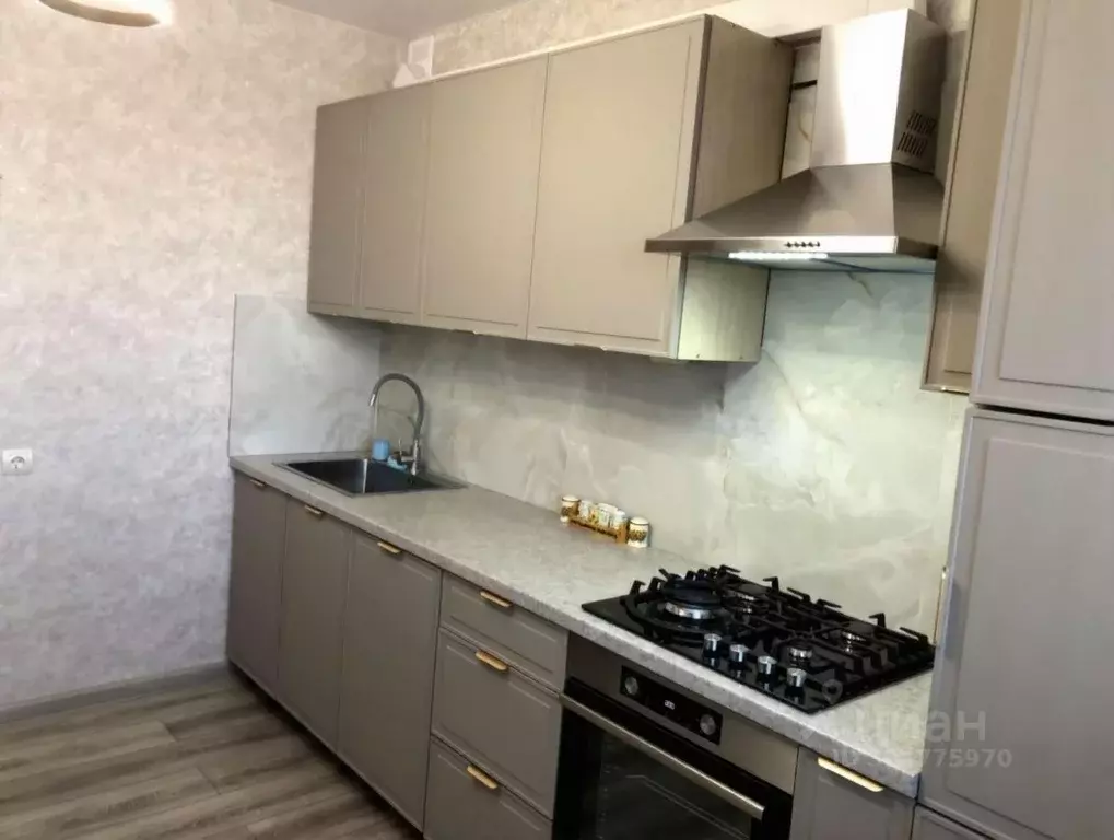 2-к кв. Татарстан, Казань ул. Салиха Батыева, 5 (68.0 м) - Фото 2