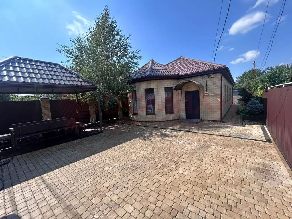 Дом в Ростовская область, Ростов-на-Дону 1-й Профессиональный пер., 5А ... - Фото 1