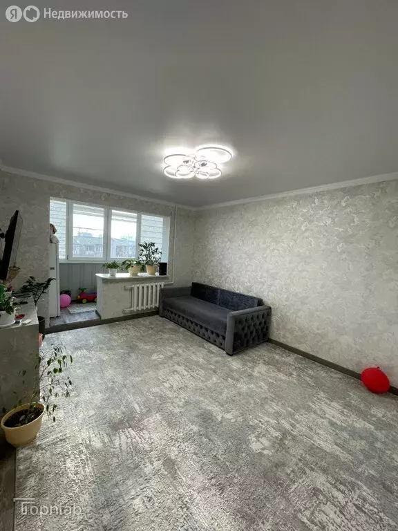 3-комнатная квартира: Астрахань, улица Яблочкова, 27к1 (61 м) - Фото 1