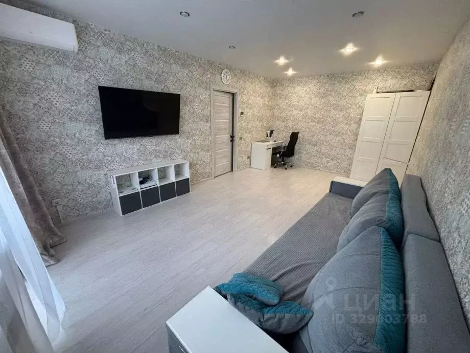 2-к кв. Татарстан, Зеленодольск просп. Строителей, 1 (66.3 м) - Фото 1