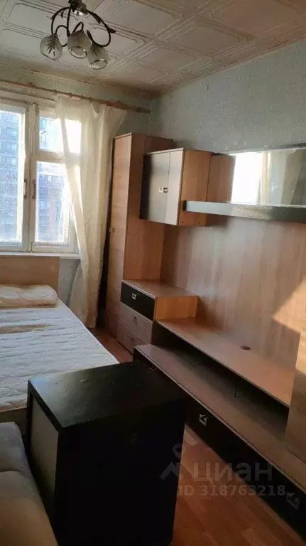 3-к кв. Свердловская область, Екатеринбург пер. Замятина, 28 (81.0 м) - Фото 0