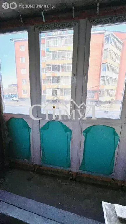 Квартира-студия: Абакан, улица Авиаторов, 8А (86 м) - Фото 2