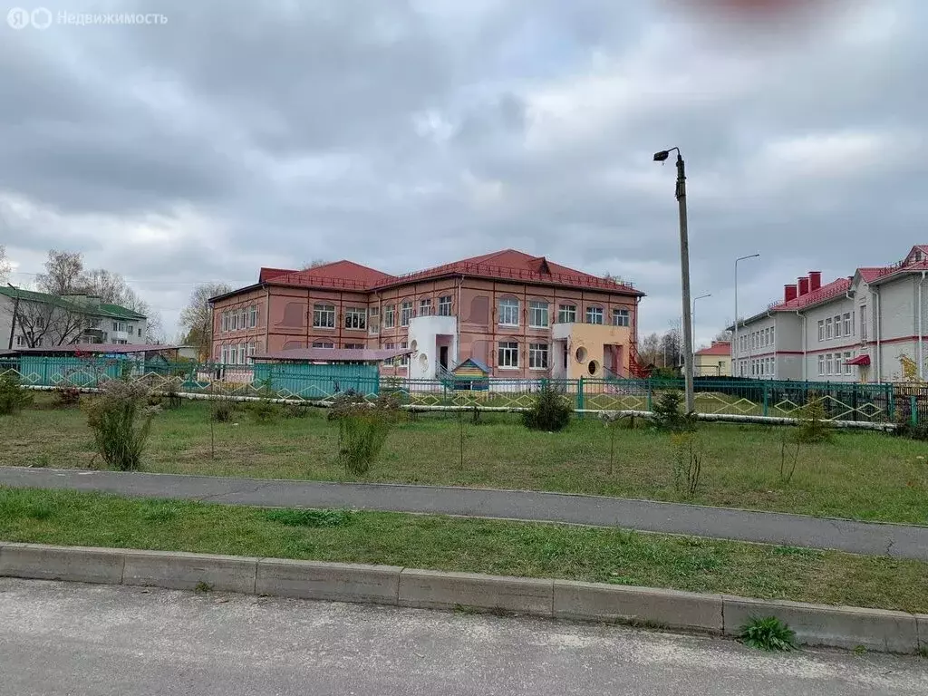 Участок в Свень, Молодёжная улица (6 м) - Фото 1