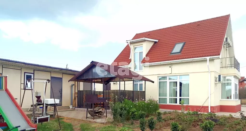 Дом в Краснодарский край, Темрюкский район, Новотаманское с/пос, пос. ... - Фото 1