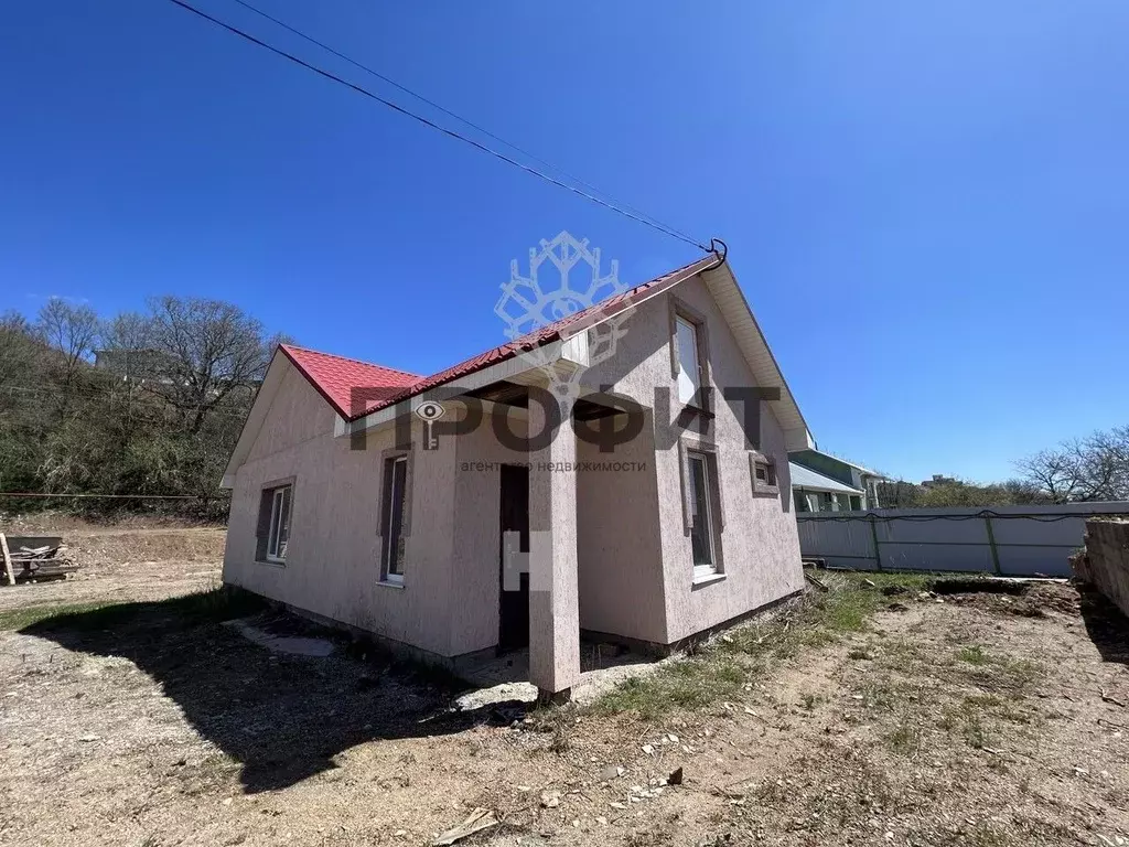 Дом в Крым, Алушта муниципальный округ, с. Лучистое ул. Совхозная (110 ... - Фото 1