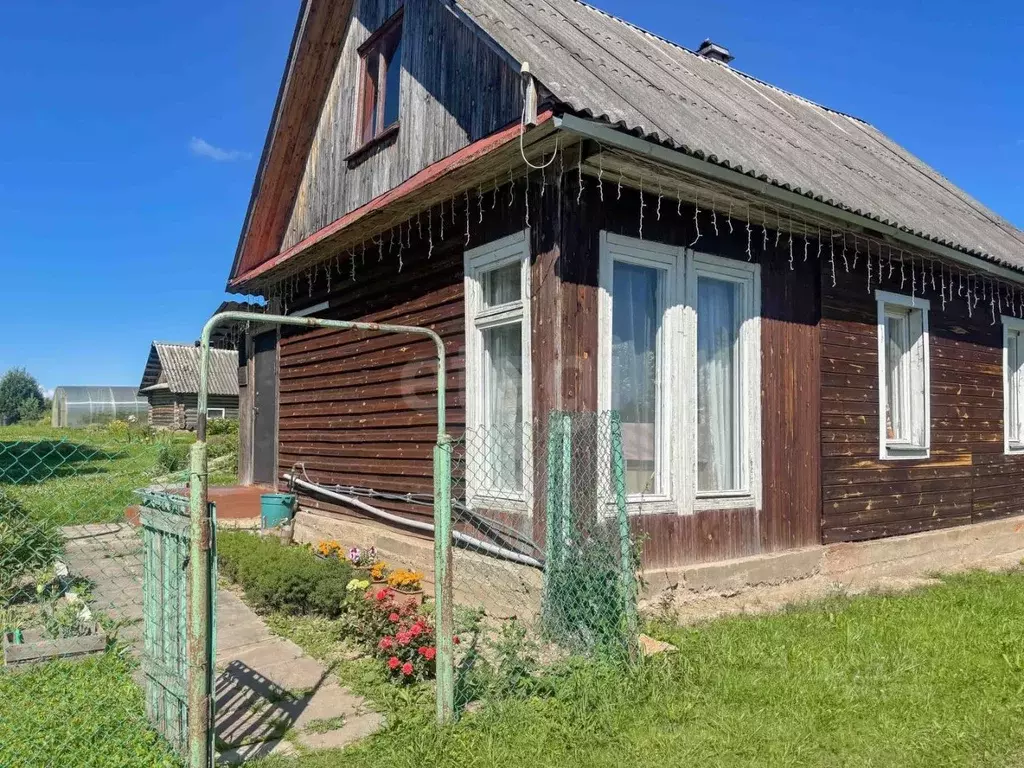 Дом в Псковская область, Палкинский муниципальный округ, д. Бараново  ... - Фото 1