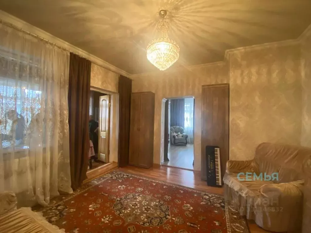 Дом в Северная Осетия, Владикавказ ул. Уруймаговой, 11 (50 м) - Фото 2