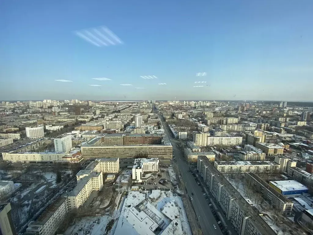 Офис в Свердловская область, Екатеринбург ул. Малышева, 51 (75 м) - Фото 0