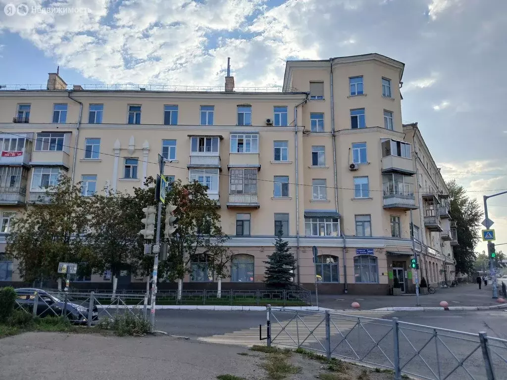 2-комнатная квартира: Казань, улица Восстания, 41 (55 м) - Фото 0