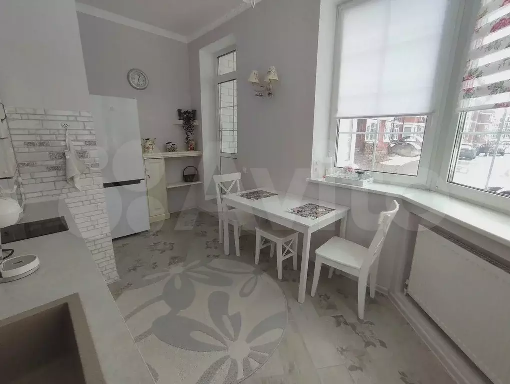1-к. квартира, 45 м, 1/6 эт. - Фото 1