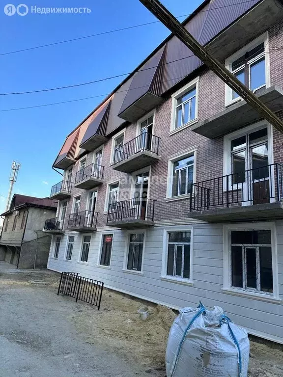 2-комнатная квартира: Буйнакск, Сенной переулок №1, 13 (87 м) - Фото 1
