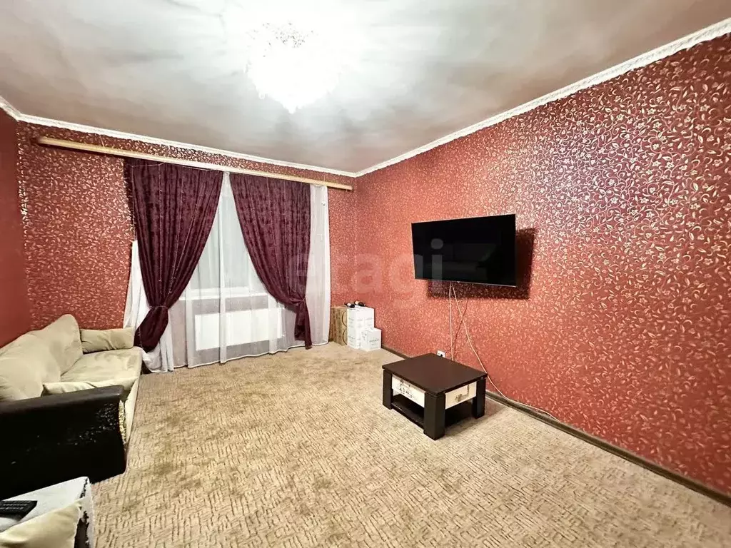 Дом в Крым, Симферопольский район, с. Укромное ул. Восточная (178 м) - Фото 1