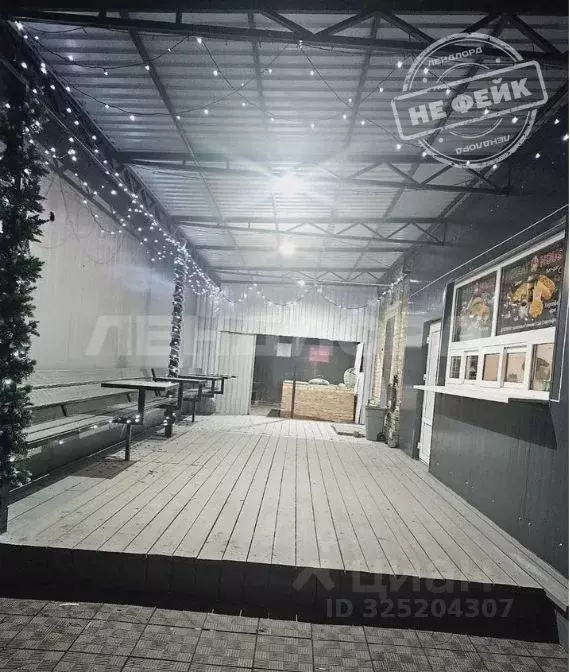 Торговая площадь в Ростовская область, Новочеркасск Троицкая ул., 82 ... - Фото 1