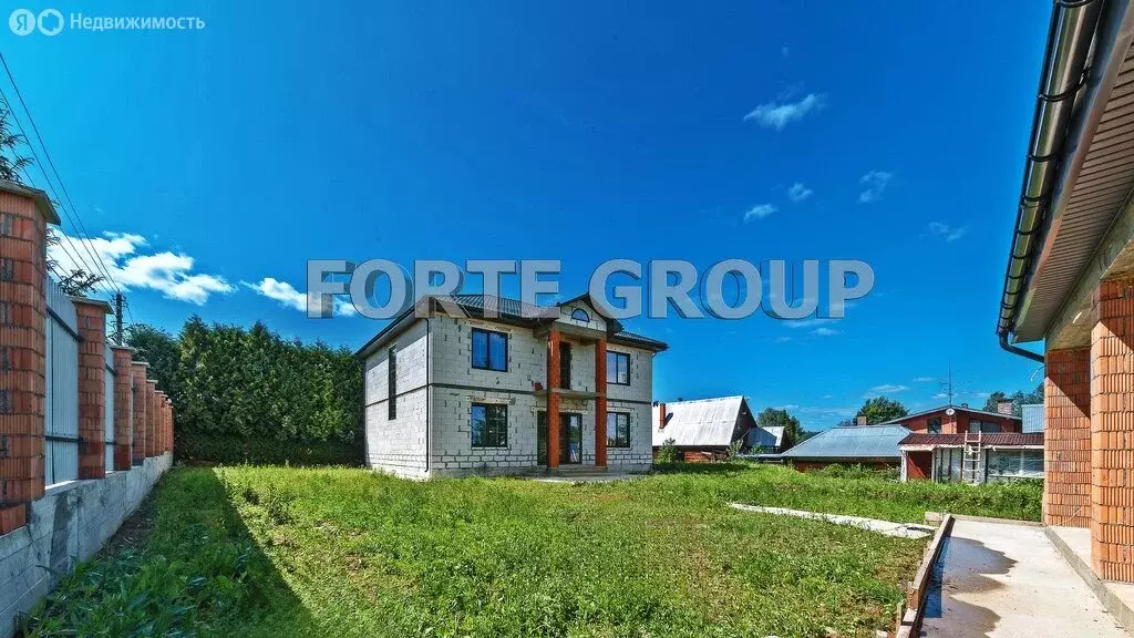 Дом в село Дарна, 3 (248.1 м) - Фото 1