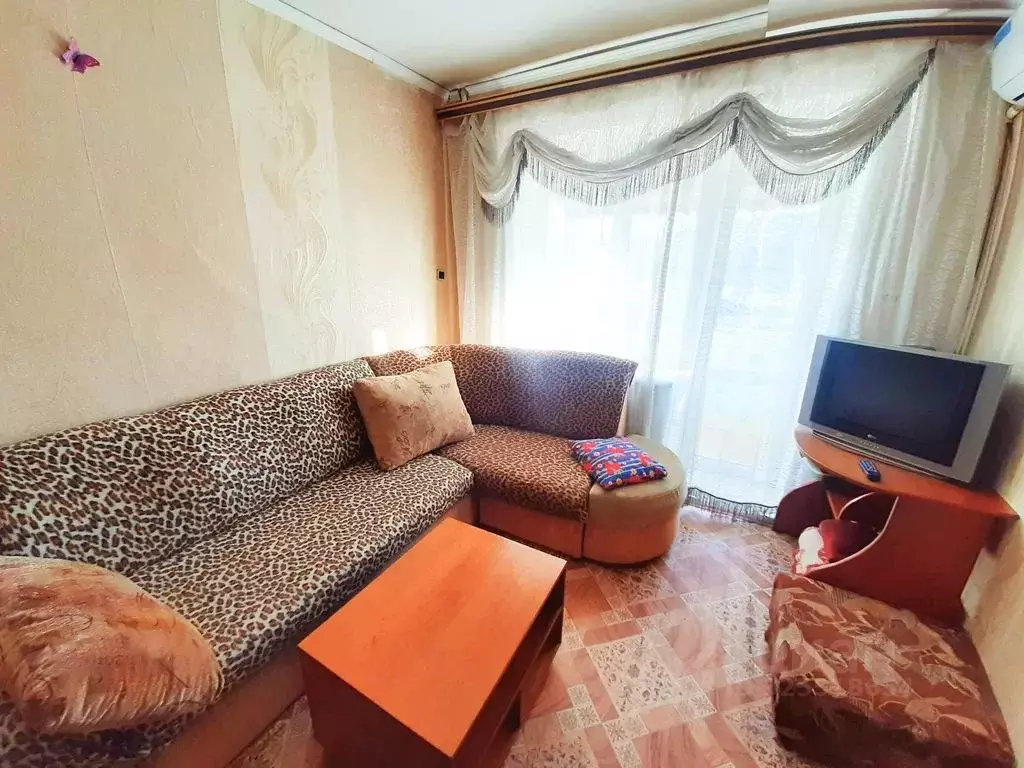 1-к кв. Приморский край, Артем ул. Кирова, 83 (33.0 м) - Фото 1