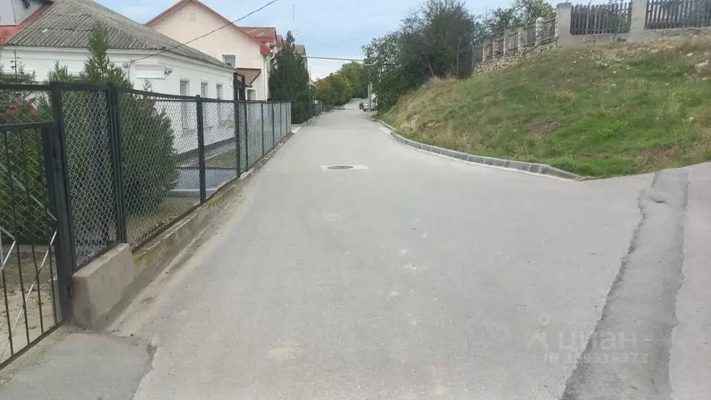 Участок в Севастополь ул. Дальняя (7.0 сот.) - Фото 0