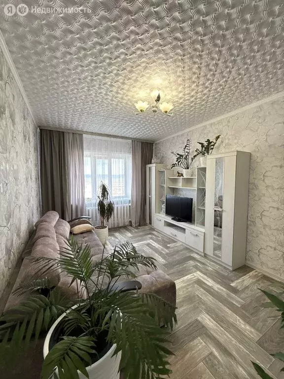 2-комнатная квартира: Нерюнгри, Южно-Якутская улица, 38 (60.7 м) - Фото 1