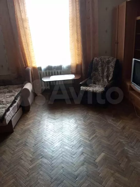 Комната 21 м в 3-к., 3/3 эт. - Фото 1