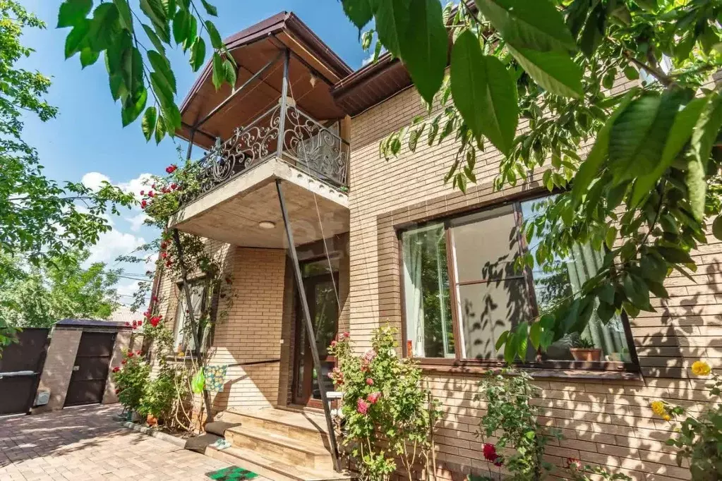 Дом в Ростовская область, Ростов-на-Дону Вятская ул. (193 м) - Фото 0
