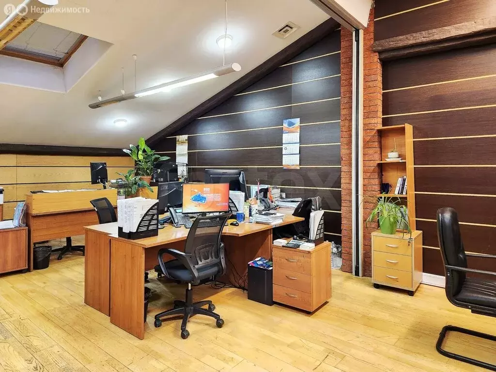 Офис (301 м) - Фото 1