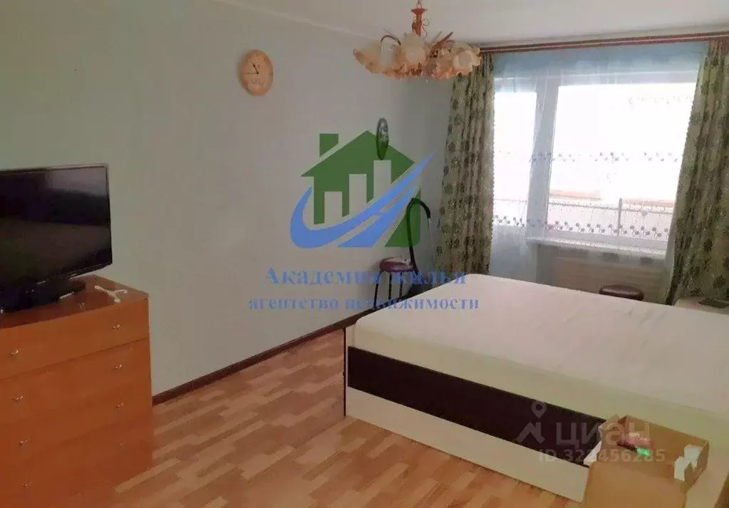 3-к кв. Оренбургская область, Орск Новый город мкр, ул. Щорса, 2А ... - Фото 1