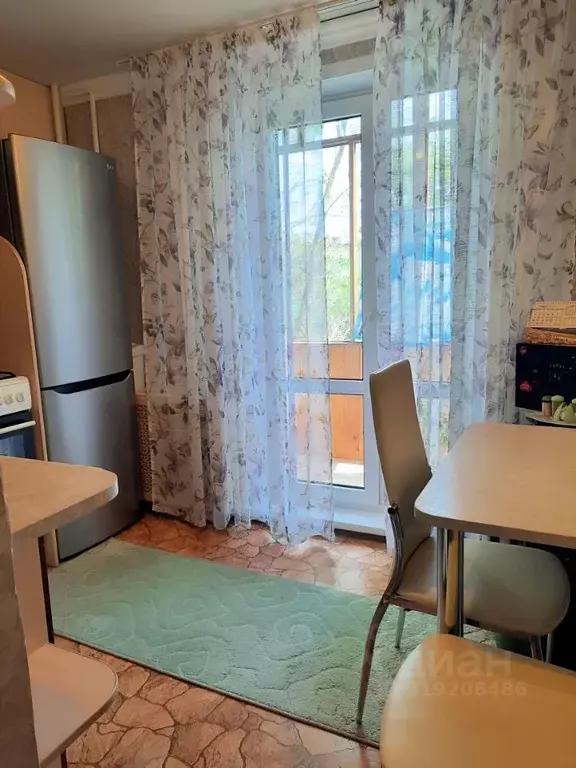 2-к кв. Алтайский край, Барнаул ул. Георгия Исакова, 244 (43.1 м) - Фото 0