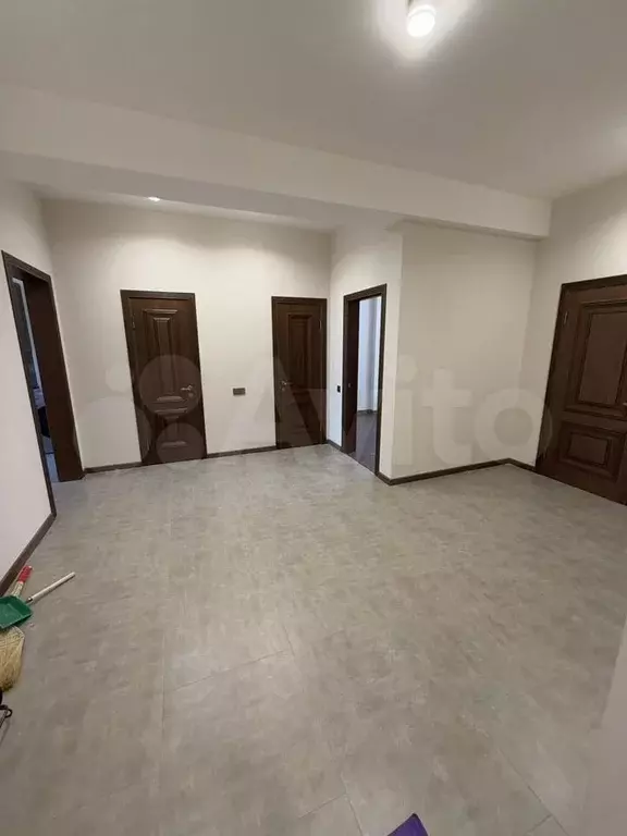 2-к. квартира, 80 м, 8/14 эт. - Фото 1