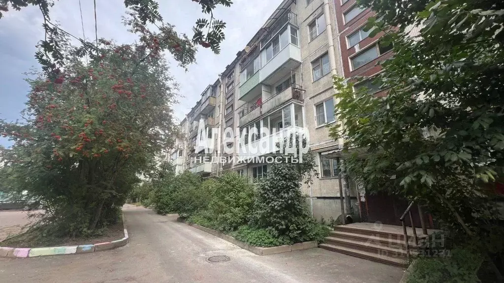 3-к кв. Ленинградская область, Выборг ул. Рубежная, 18 (60.7 м) - Фото 0
