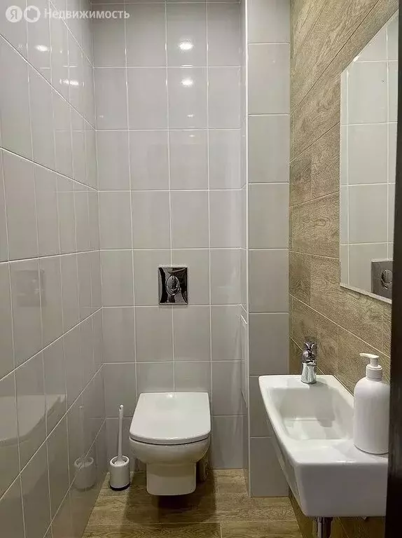 2-комнатная квартира: Тюмень, микрорайон Войновка, улица ... - Фото 0