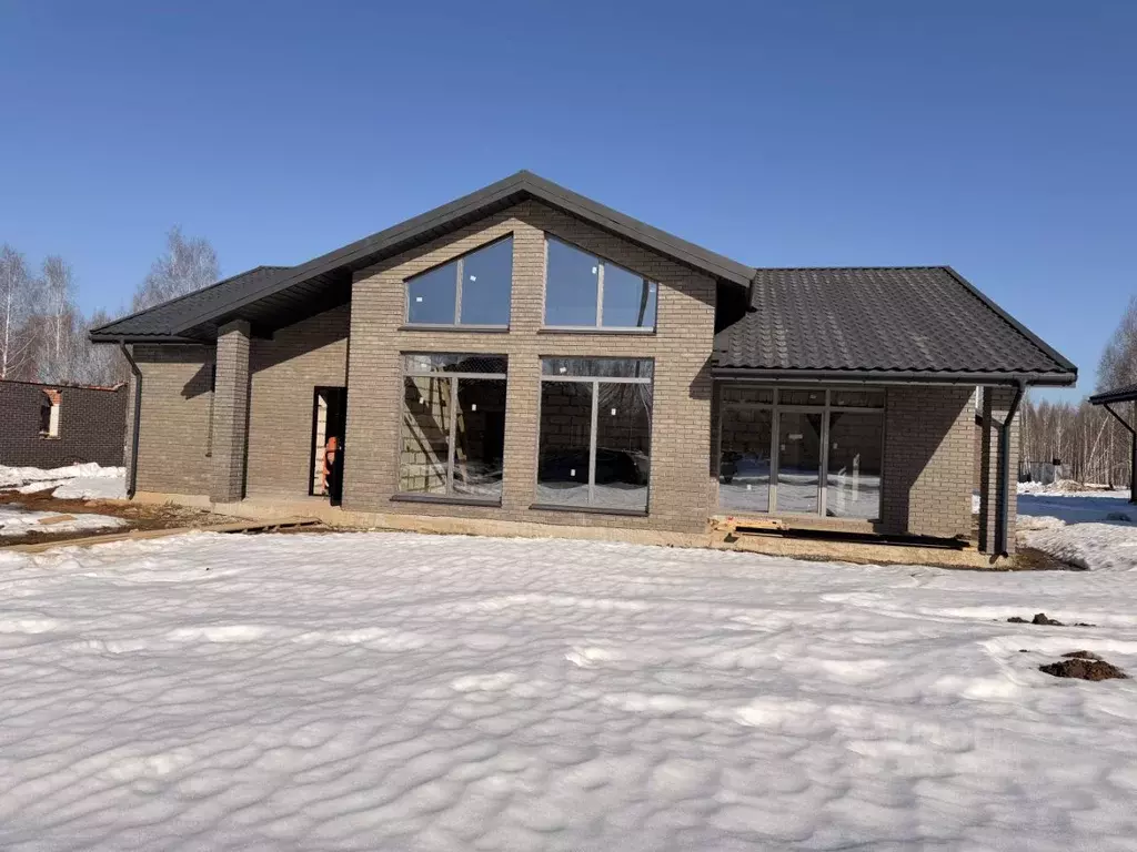 Дом в Смоленская область, Смоленский муниципальный округ, д. Ясенная  ... - Фото 1