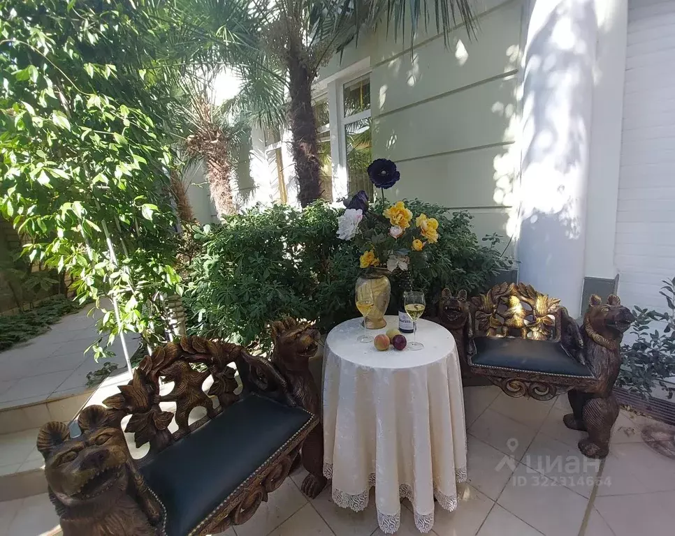 2-к кв. Крым, Ялта ул. Боткинская, 13А (50.0 м) - Фото 2