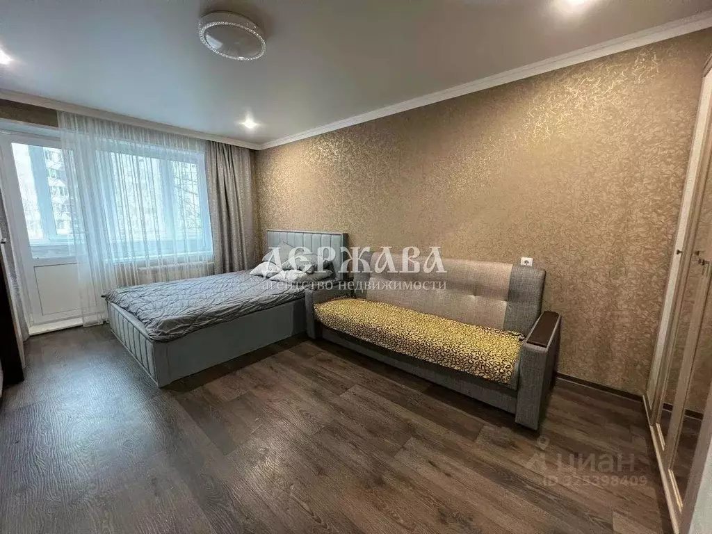 1-к кв. Белгородская область, Старый Оскол Юбилейный мкр, 9 (39.0 м) - Фото 1