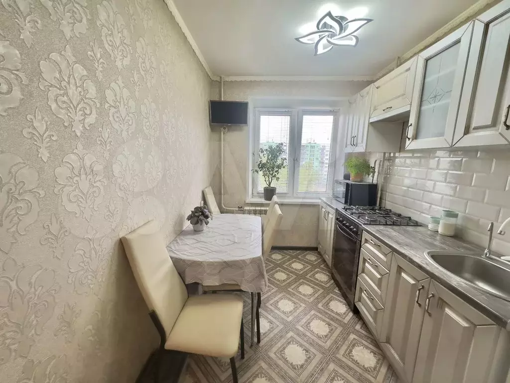 2-к. квартира, 46,5 м, 7/9 эт. - Фото 0