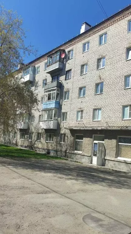 Комната 27 м в 1-к., 5/5 эт. - Фото 0