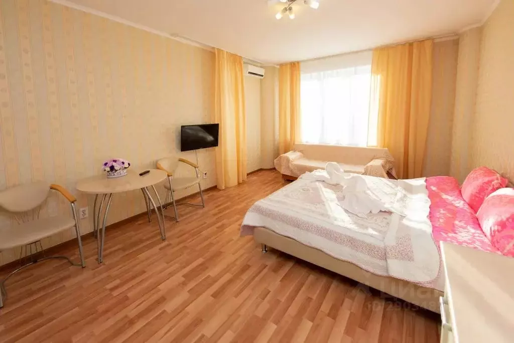 Студия Тюменская область, Тюмень ул. 50 лет ВЛКСМ, 13к3 (36.0 м) - Фото 1