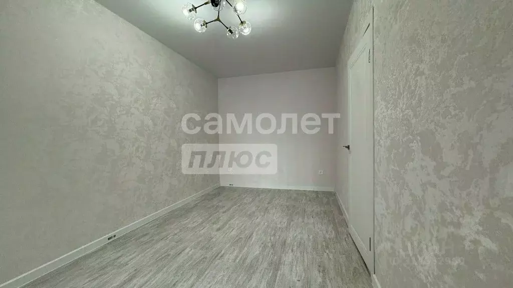 3-к кв. Башкортостан, Уфа ул. Энтузиастов, 7 (62.3 м) - Фото 1