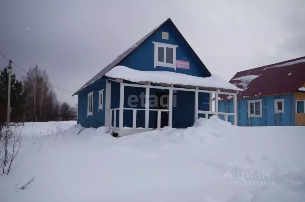 Дом в Башкортостан, Иглинский сельсовет, с. Иглино ул. Баумана (80 м) - Фото 0