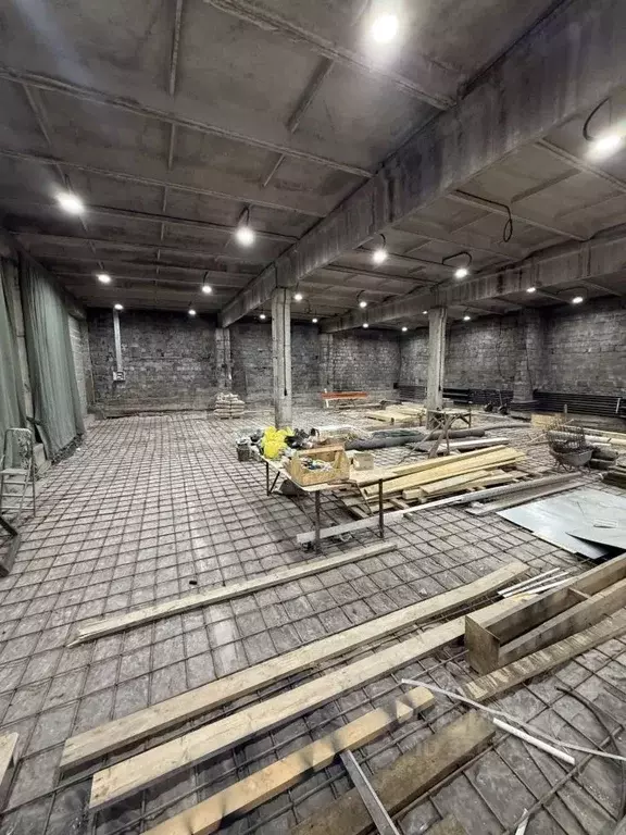 Склад в Сахалинская область, Южно-Сахалинск Учительская ул., 24 (162 ... - Фото 1