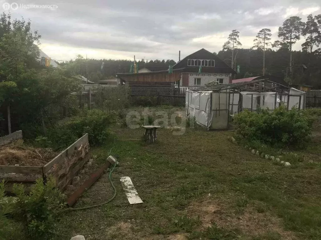 Дом в Тавда, улица Азина (200 м) - Фото 0