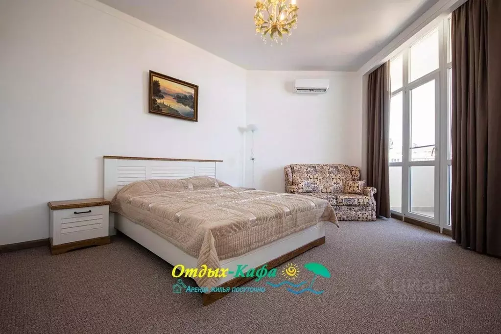 2-к кв. Крым, Феодосия наб. Черноморская, 1Б (61.0 м) - Фото 0