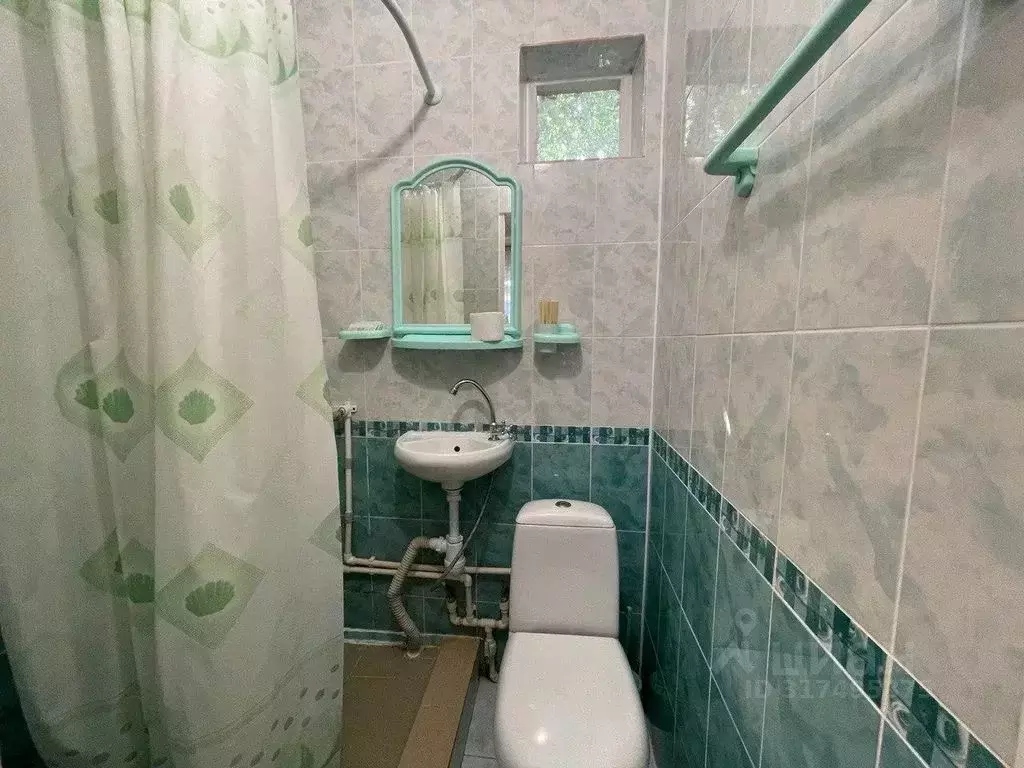 Комната Краснодарский край, Геленджик ул. Циолковского, 10 - Фото 1