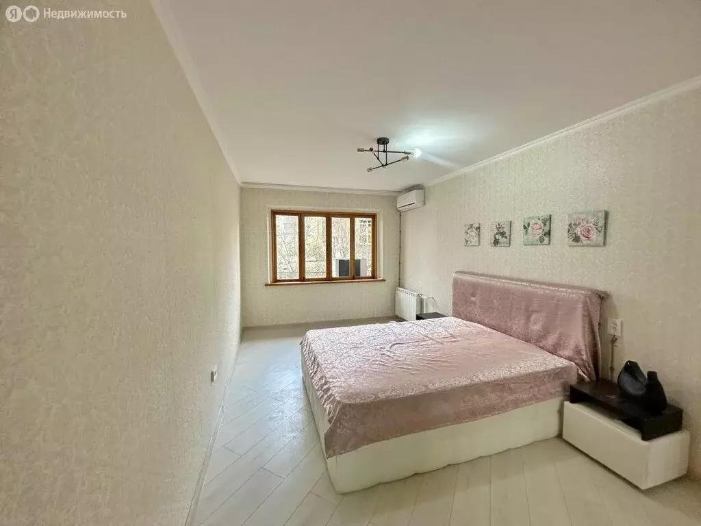 2-комнатная квартира: Сочи, микрорайон Донская, улица Чехова, 5 (48 м) - Фото 0