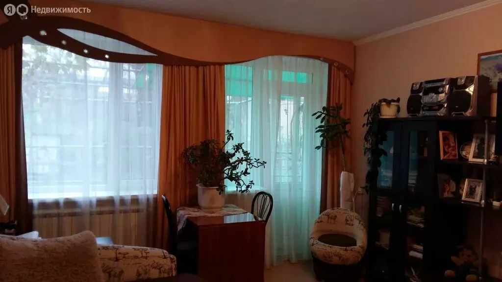 Дом в Ейск, улица Энгельса (150.2 м) - Фото 1