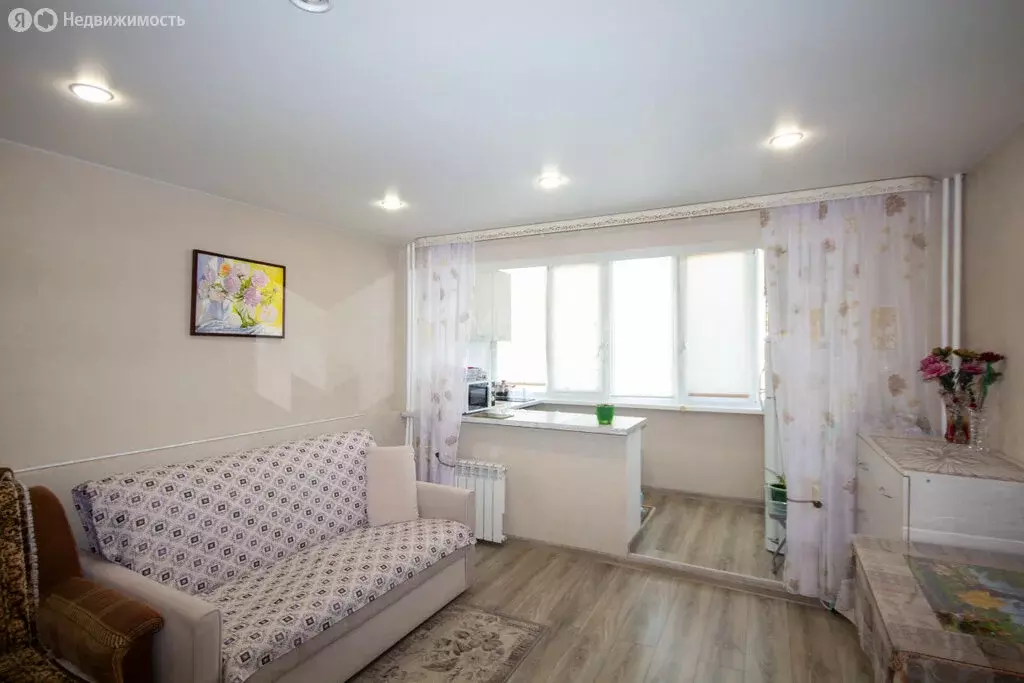 Квартира-студия: Тюмень, улица Республики, 239 (17 м) - Фото 2