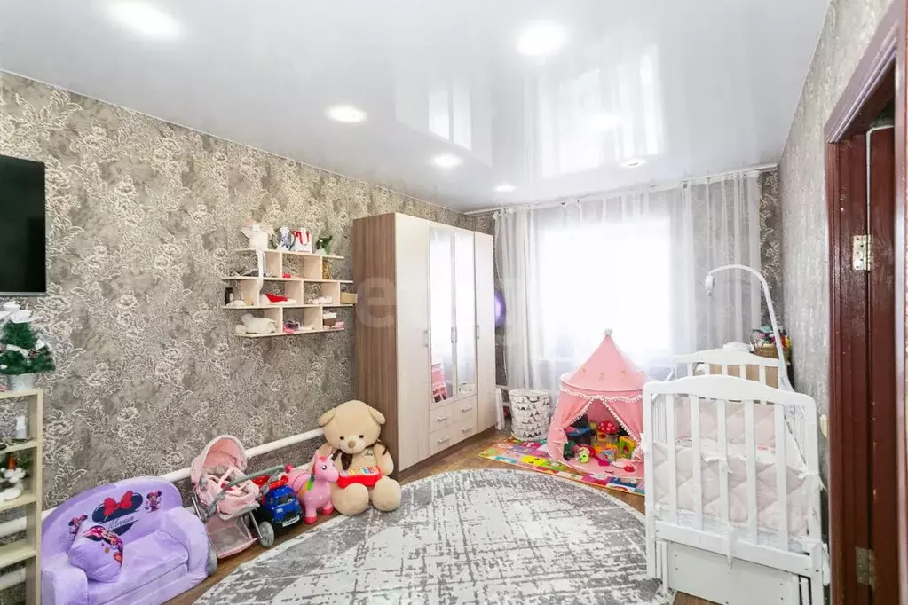 Дом в Новосибирская область, Новосибирск ул. Пилотов, 76 (100 м) - Фото 1