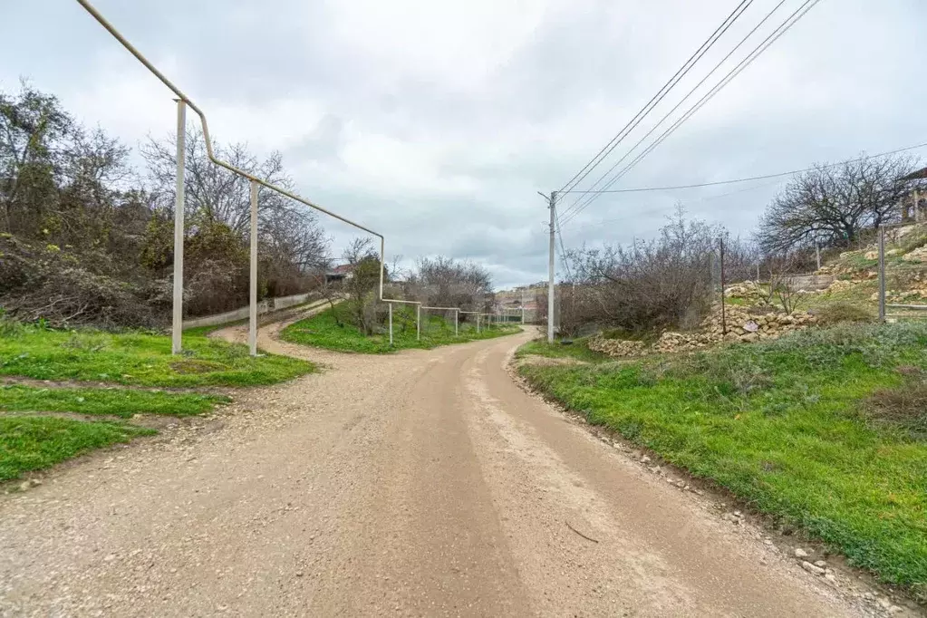 Участок в Севастополь ул. 2-я Линия (8.37 сот.) - Фото 1