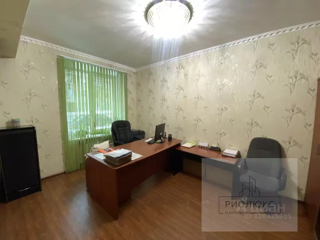 Офис в Челябинская область, Магнитогорск Октябрьская ул., 12 (131 м) - Фото 2