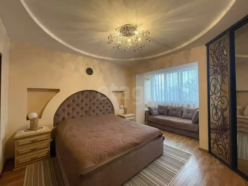 4-к кв. Астраханская область, Астрахань ул. Адмирала Нахимова, 48к2 ... - Фото 1